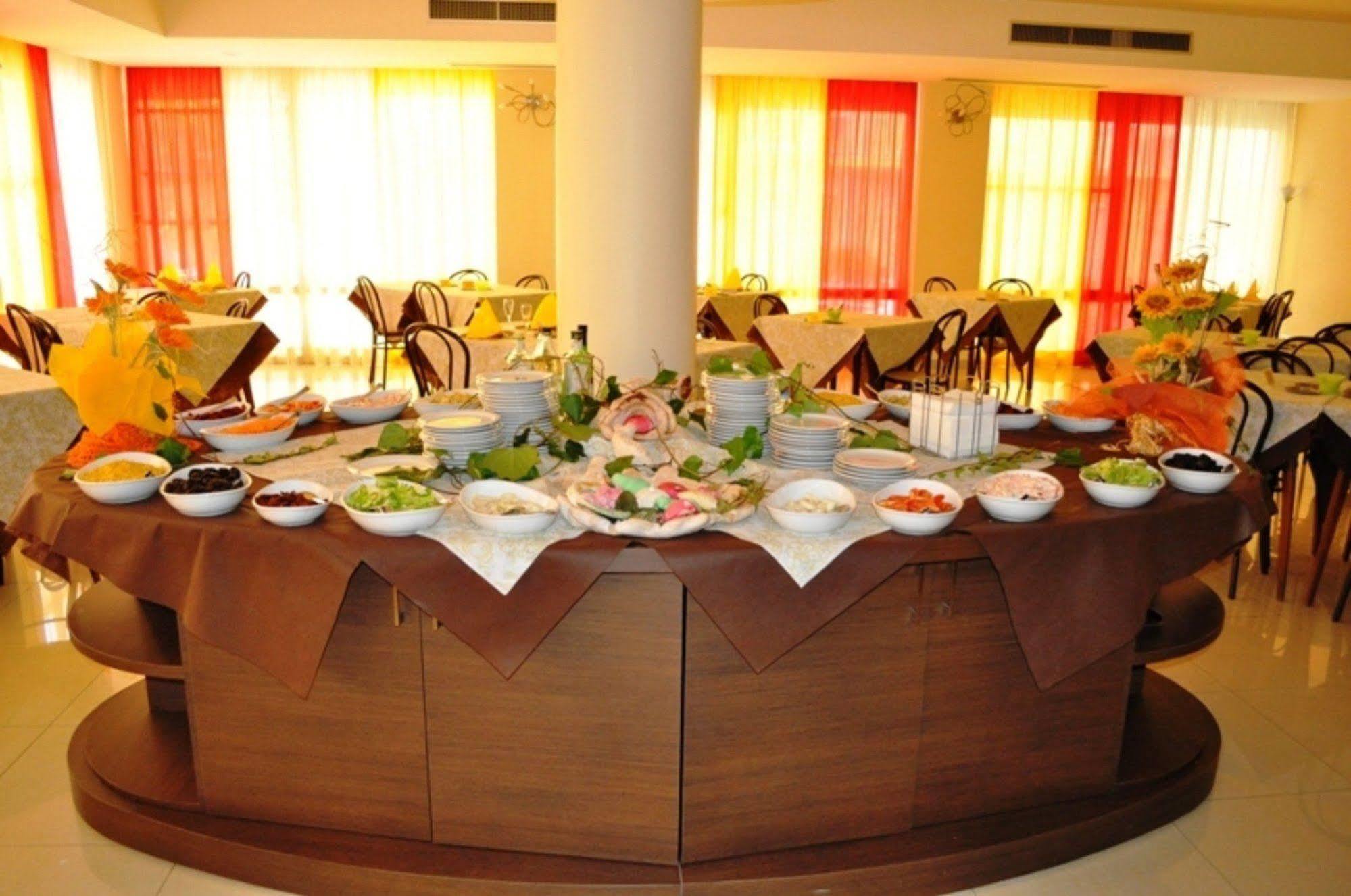 Hotel Mimosa Bellaria-Igea Marina Exterior photo