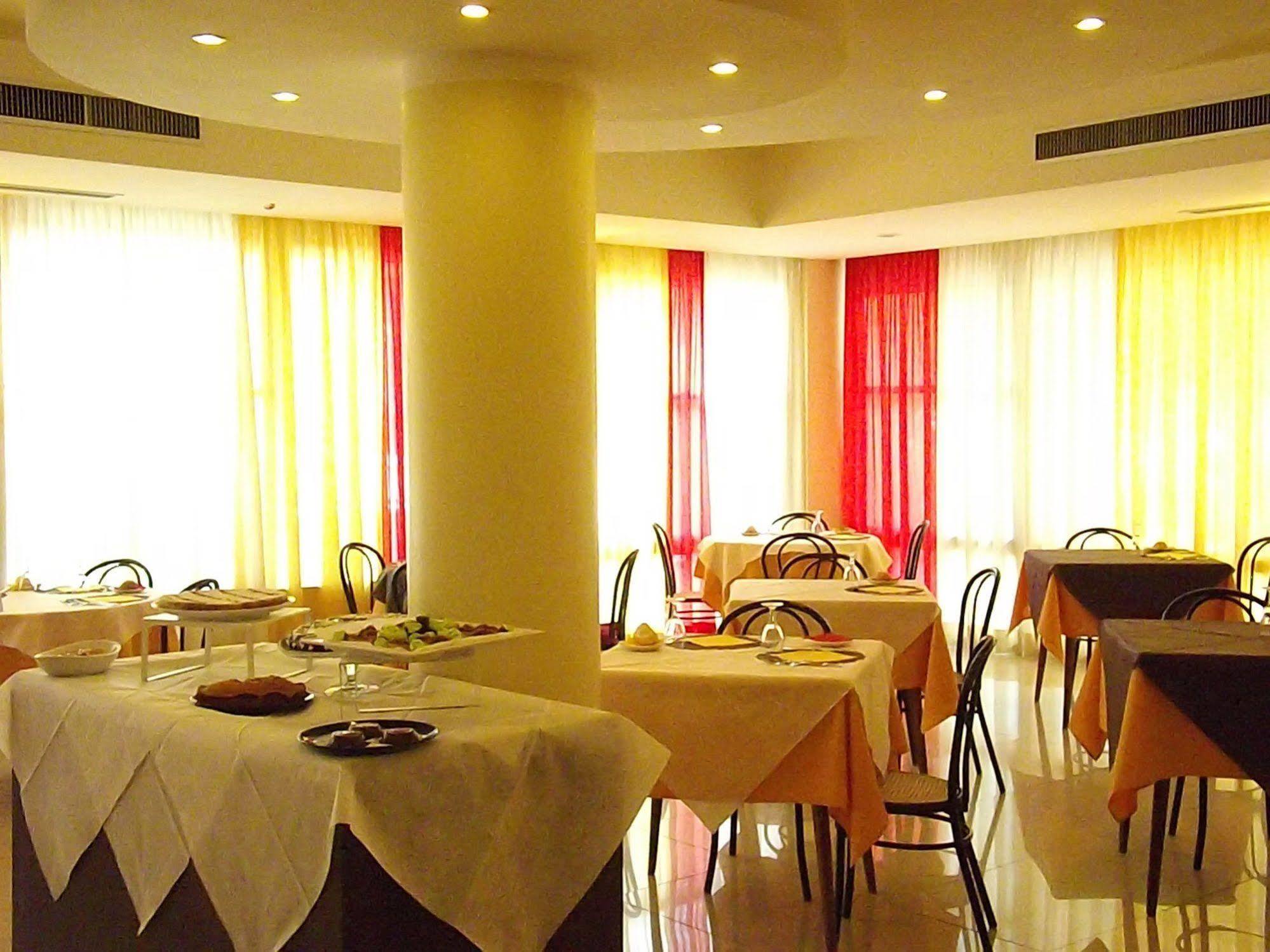 Hotel Mimosa Bellaria-Igea Marina Exterior photo